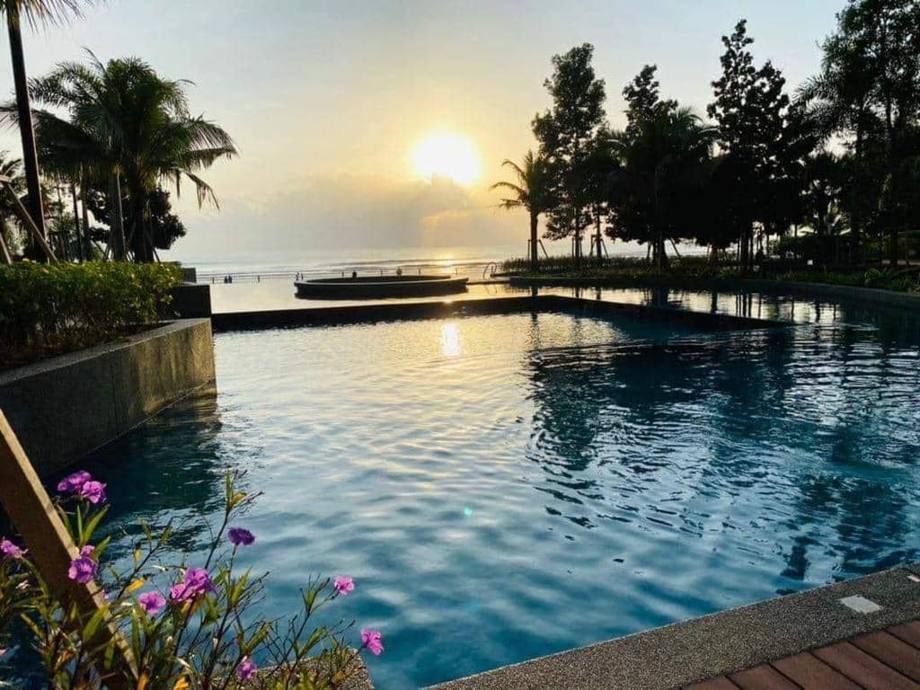 hotel kuantan near beach timurbay seafront residence swimming pool